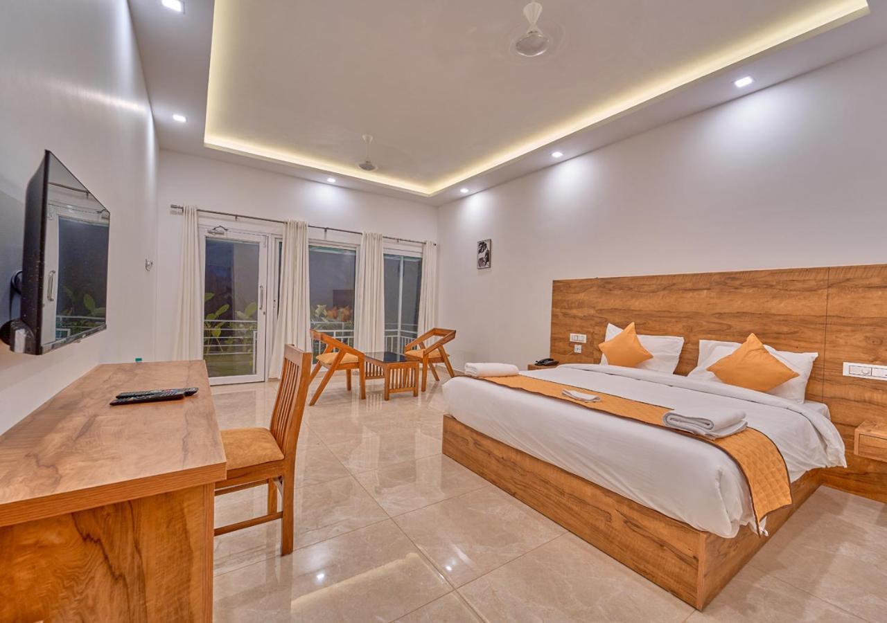 Ice Mist Pool Resort Munnar By Voye Homes Exteriör bild
